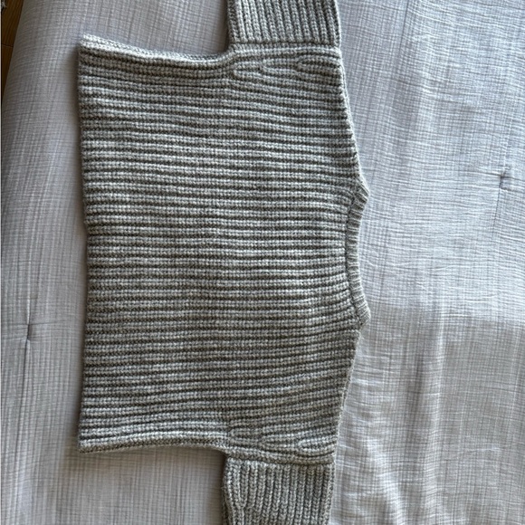 Gillian Stevens Parker Pullover in Stone GS size 2 - Picture 8 of 12